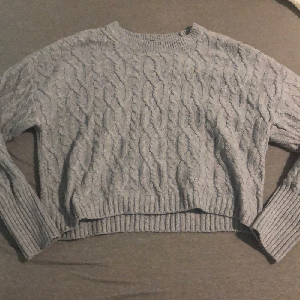 Grey cropped long sleeve
